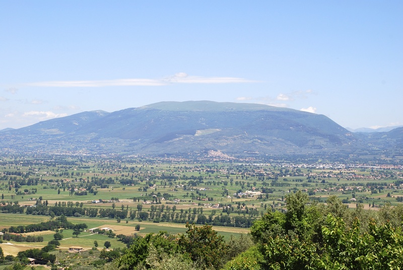 dormire a spello in casa vacanze per un itinerario tra natura e gusto