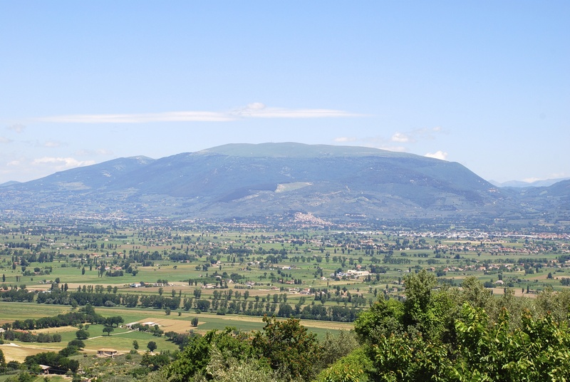 dormire a spello in casa vacanze per un itinerario tra natura e gusto